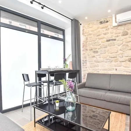 Family - 4br - 10p - Menilmontant Apartment Paris